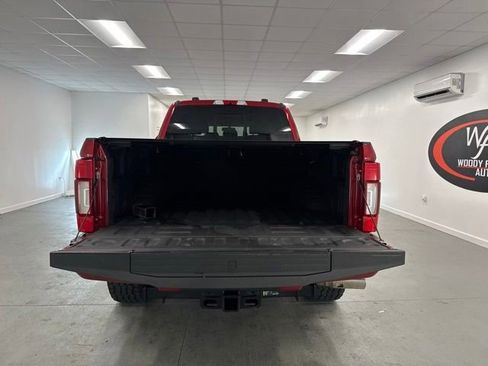 Used 2022 Ford F250 Lariat w/ Black Appearance Package AWD/4WD image 7