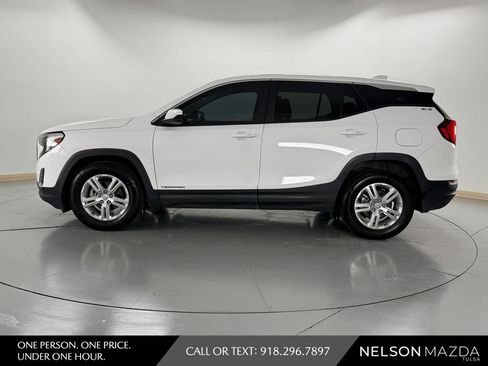Used 2021 GMC Terrain SLE FWD image 9