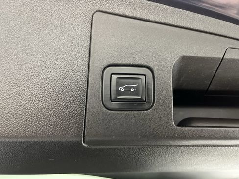 Used 2019 Cadillac XT5 Luxury AWD/4WD image 34