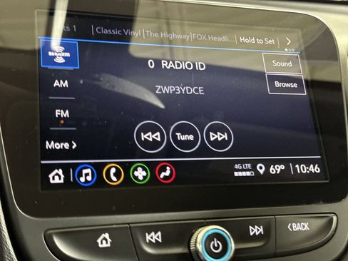 Used 2022 Chevrolet Malibu LT FWD image 14