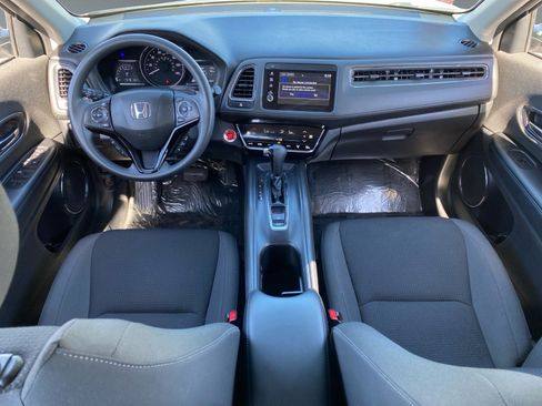Used 2022 Honda HR-V EX image 10