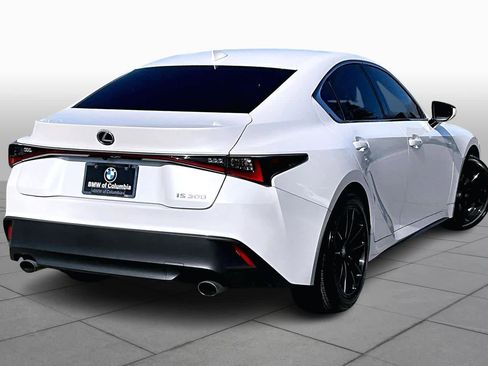 Used 2022 Lexus IS 300 image 12