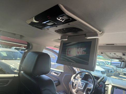 Used 2019 GMC Yukon Denali w/ Denali Ultimate Package AWD/4WD image 20