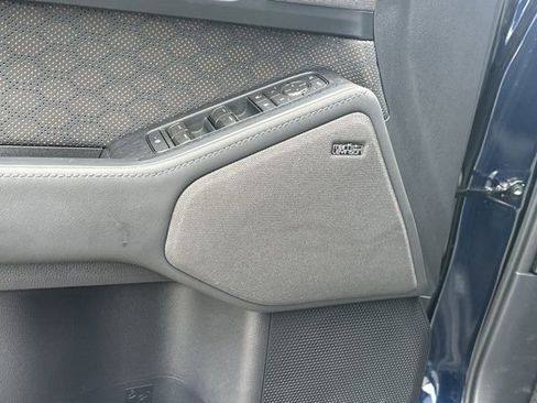 Used 2024 Lexus GX 550 w/ Cold Area Package AWD/4WD image 15