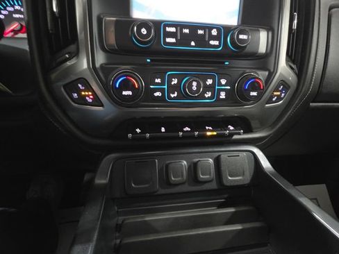 Used 2018 Chevrolet Silverado 1500 LTZ Z71 w/ LTZ Plus Package AWD/4WD image 15