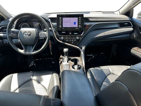 Used 2023 Toyota Camry SE FWD image 10