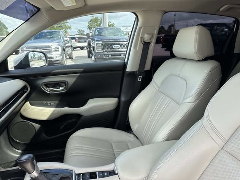 Used 2023 Honda HR-V EX-L image 15
