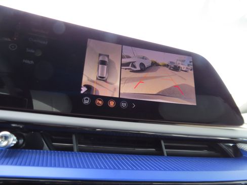 New 2026 Cadillac Optiq Luxury 2 image 20