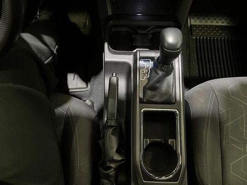 Certified 2016 Toyota Tacoma TRD Off-Road w/ Premium & Technology Package AWD/4WD image 20