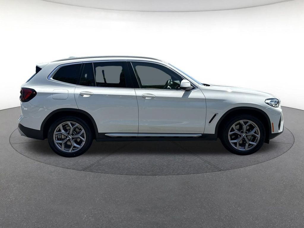 Used 2022 BMW X3 xDrive30i w/ Convenience Package AWD/4WD image 7