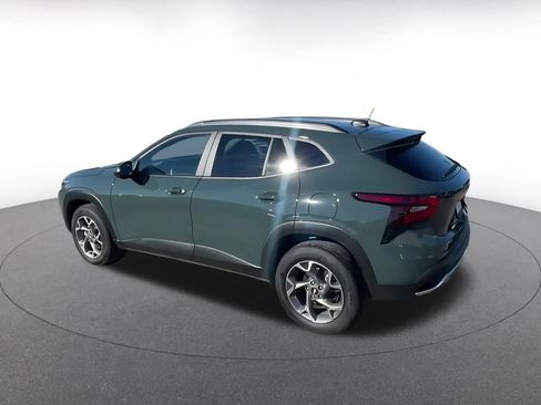 Used 2025 Chevrolet Trax LT image 10