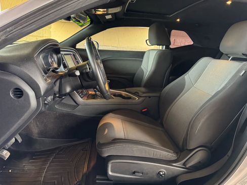 Used 2016 Dodge Challenger SXT w/ Super Sport Group (SS/T) image 11