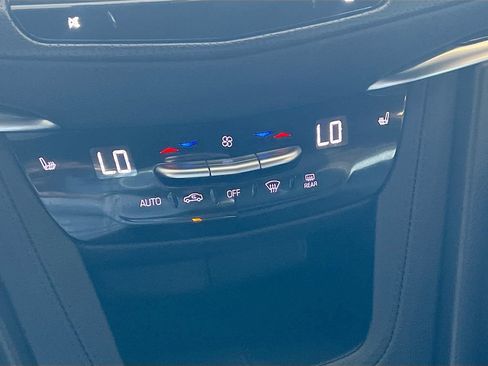 Used 2023 Cadillac XT5 Premium Luxury w/ Technology Package FWD image 16