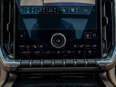 Used 2026 GMC Yukon XL Denali Ultimate image 27