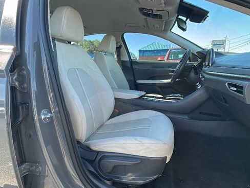 Used 2021 Hyundai Sonata SEL image 15