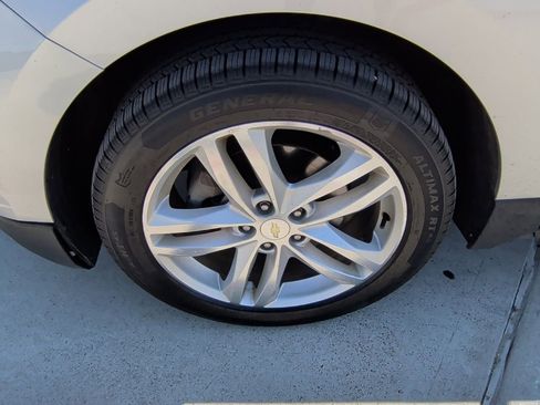 Used 2019 Chevrolet Equinox Premier image 41