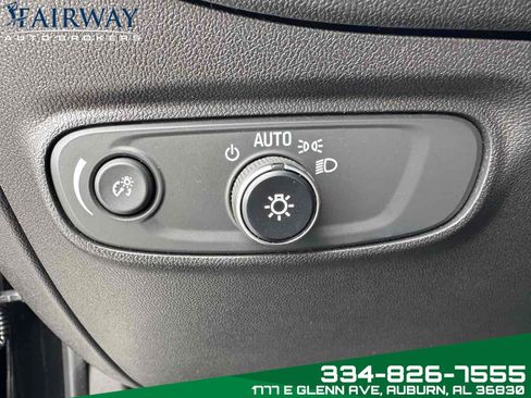 Used 2020 Chevrolet Equinox LT image 16