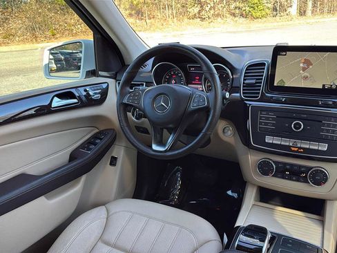 Used 2018 Mercedes-Benz GLE 350 4MATIC image 14