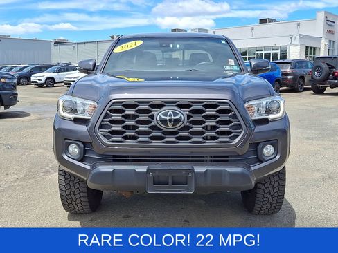 Used 2021 Toyota Tacoma TRD Off-Road w/ Technology Package AWD/4WD image 2