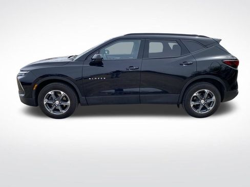 Used 2023 Chevrolet Blazer LT w/ Convenience Package AWD/4WD image 3