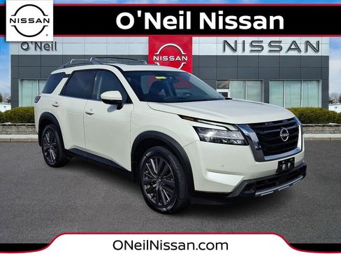 Certified 2023 Nissan Pathfinder SL w/ SL Premium Package image 1