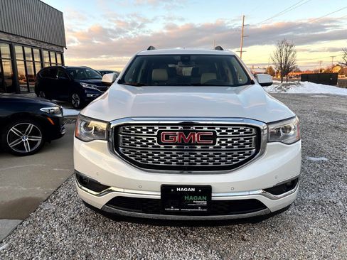 Used 2018 GMC Acadia Denali w/ Technology Package image 3