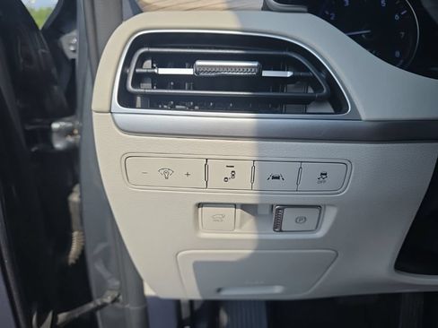 Used 2022 Hyundai Palisade SEL w/ Premium Package FWD image 18