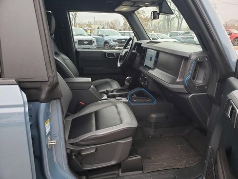 Used 2024 Ford Bronco Black Diamond image 19