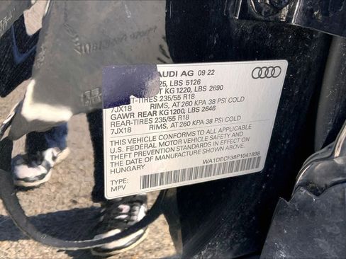 Used 2023 Audi Q3 2.0T Premium image 34