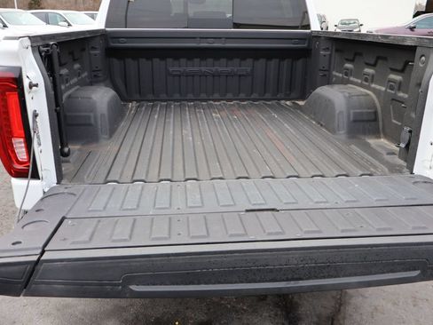 Used 2024 GMC Sierra 1500 Denali AWD/4WD image 18