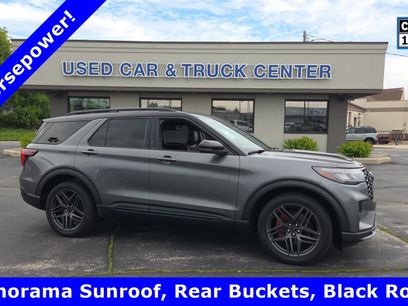 Used 2025 Ford Explorer ST