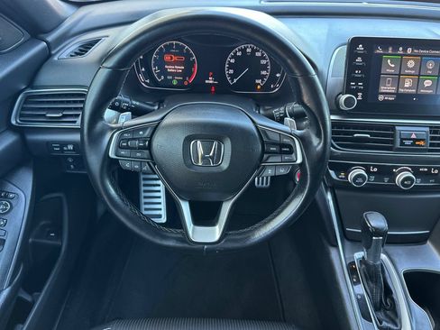 Used 2018 Honda Accord Sport image 14