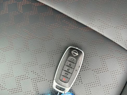 New 2026 Nissan Sentra SR w/ SR Premium Package FWD image 30