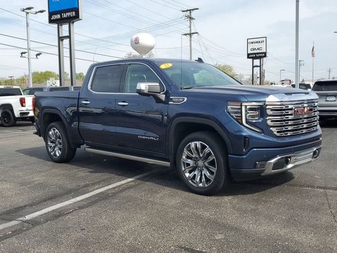 Used 2023 GMC Sierra 1500 Denali w/ Denali Reserve Package AWD/4WD image 2