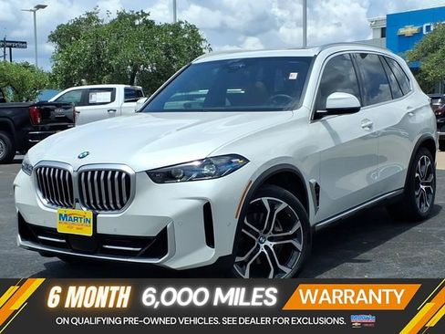 Used 2025 BMW X5 sDrive40i w/ Premium Package RWD image 1