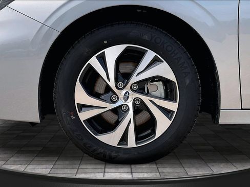 Certified 2025 Subaru Legacy Premium AWD/4WD image 8