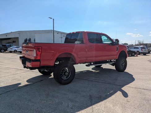 Used 2019 Ford F250 Lariat w/ Lariat Value Package image 24