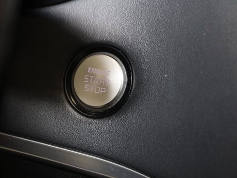 Used 2018 Kia Stinger Premium image 31