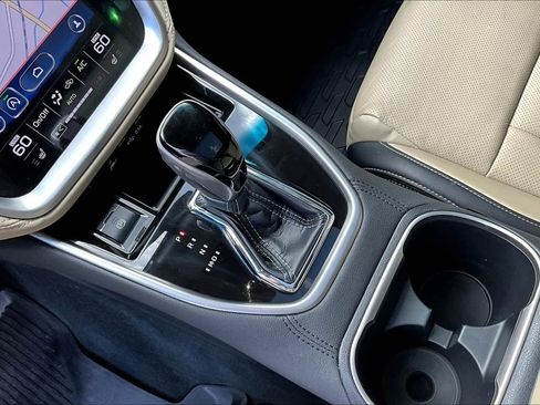 Used 2022 Subaru Outback Limited w/ Popular Package #2 image 15