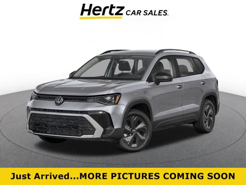 Used 2026 Volkswagen Taos S FWD image 1