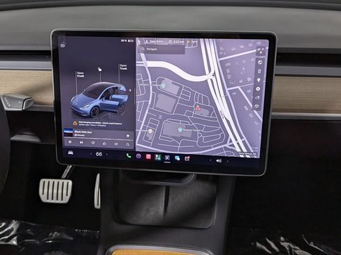 Used 2022 Tesla Model Y Performance AWD/4WD image 31