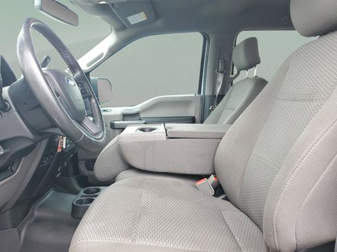 Used 2018 Ford F150 XLT w/ Equipment Group 302A Luxury AWD/4WD image 14