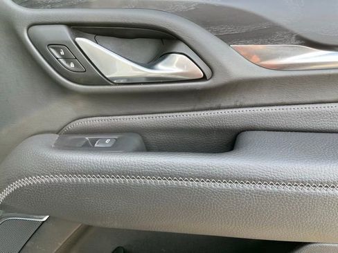 Used 2024 GMC Yukon Denali image 21