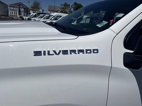 Used 2023 Chevrolet Silverado 1500 LT AWD/4WD image 15