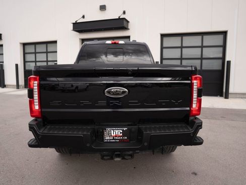 Used 2025 Ford F350 Lariat w/ Lariat Ultimate Package AWD/4WD image 7