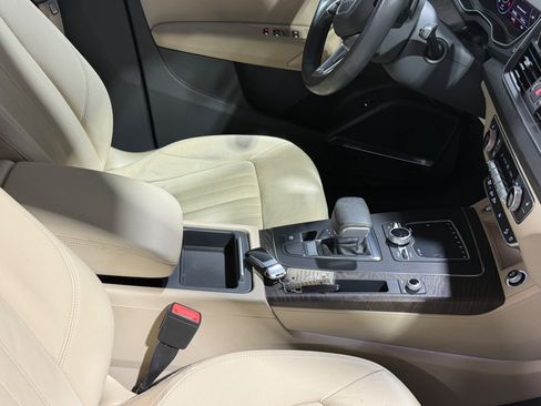 Used 2018 Audi Q5 2.0T Premium Plus image 40