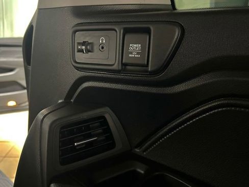 Used 2023 Honda Odyssey Elite image 25