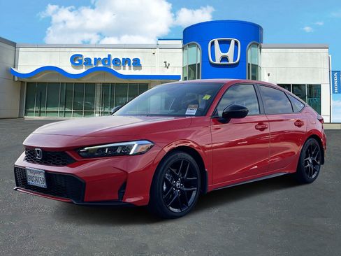 Used 2025 Honda Civic Sport image 3