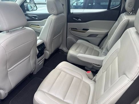 Used 2018 GMC Acadia Denali w/ Technology Package AWD/4WD image 13