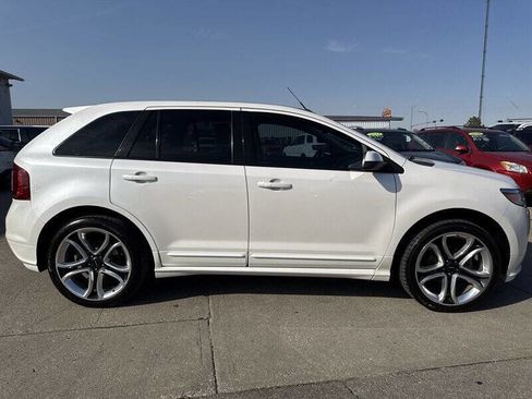 Used 2011 Ford Edge Sport w/ Canadian Touring Pkg image 9